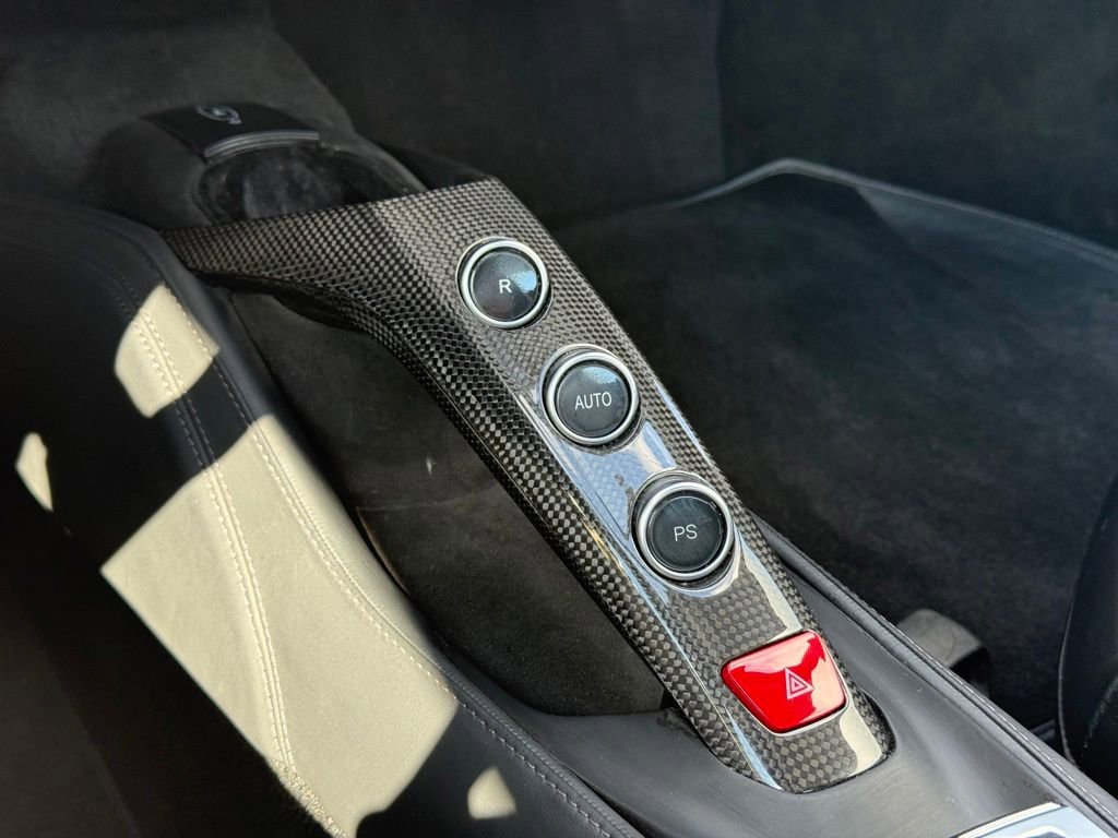 Used 2019 Ferrari 488 Spider RWD image 36