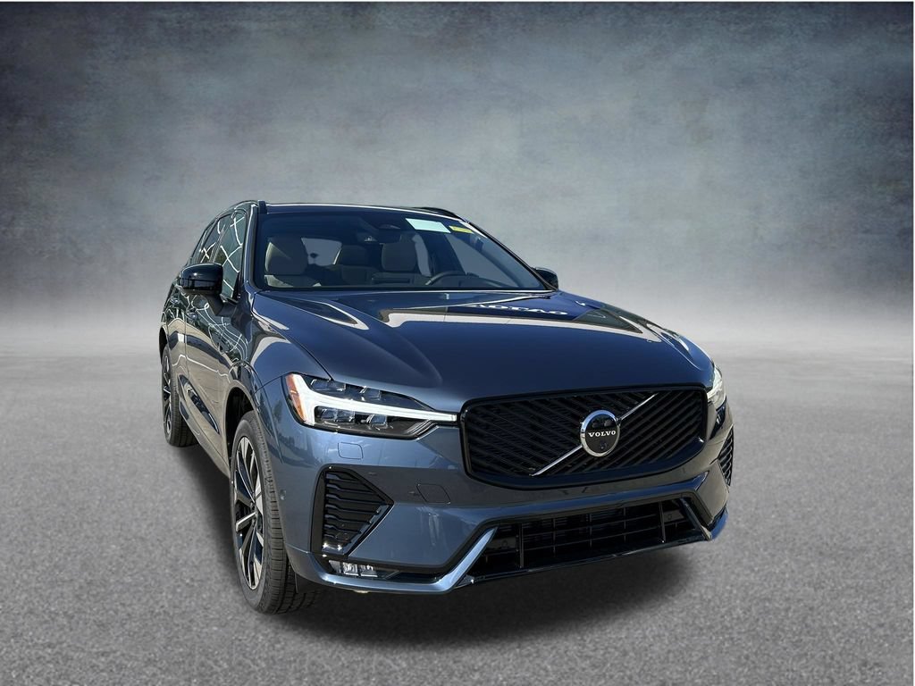 New 2026 Volvo XC60 B5 Plus w/ Climate Package AWD/4WD 360° Tour