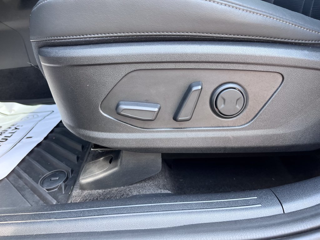 Certified 2026 Kia Sorento SX FWD image 11