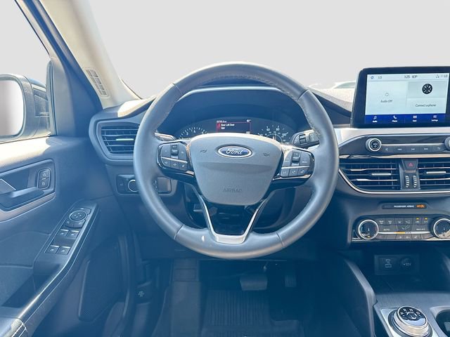 Used 2022 Ford Escape SE w/ SE Sport Appearance Package image 21