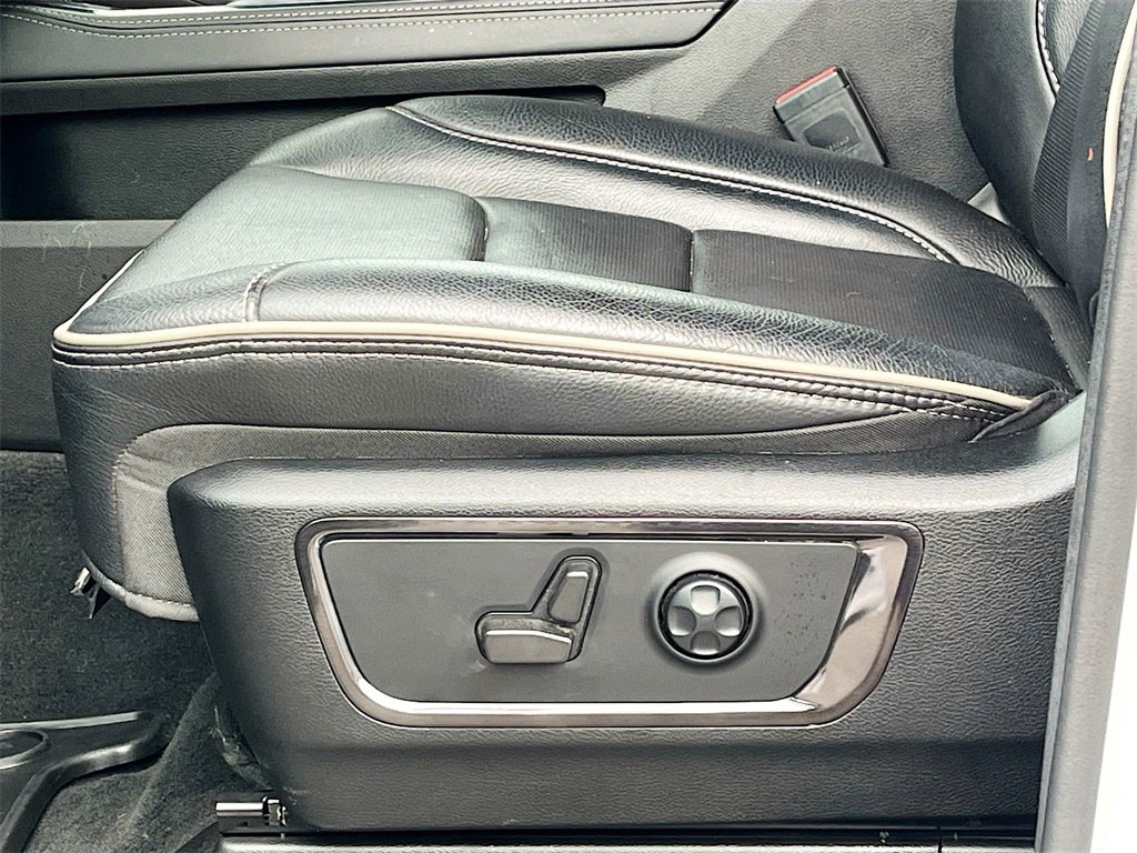 Used 2023 RAM 1500 Limited w/ Night Edition image 19
