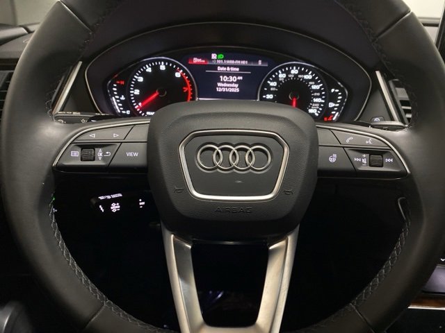 Used 2023 Audi Q5 2.0T Premium w/ Convenience Package image 39