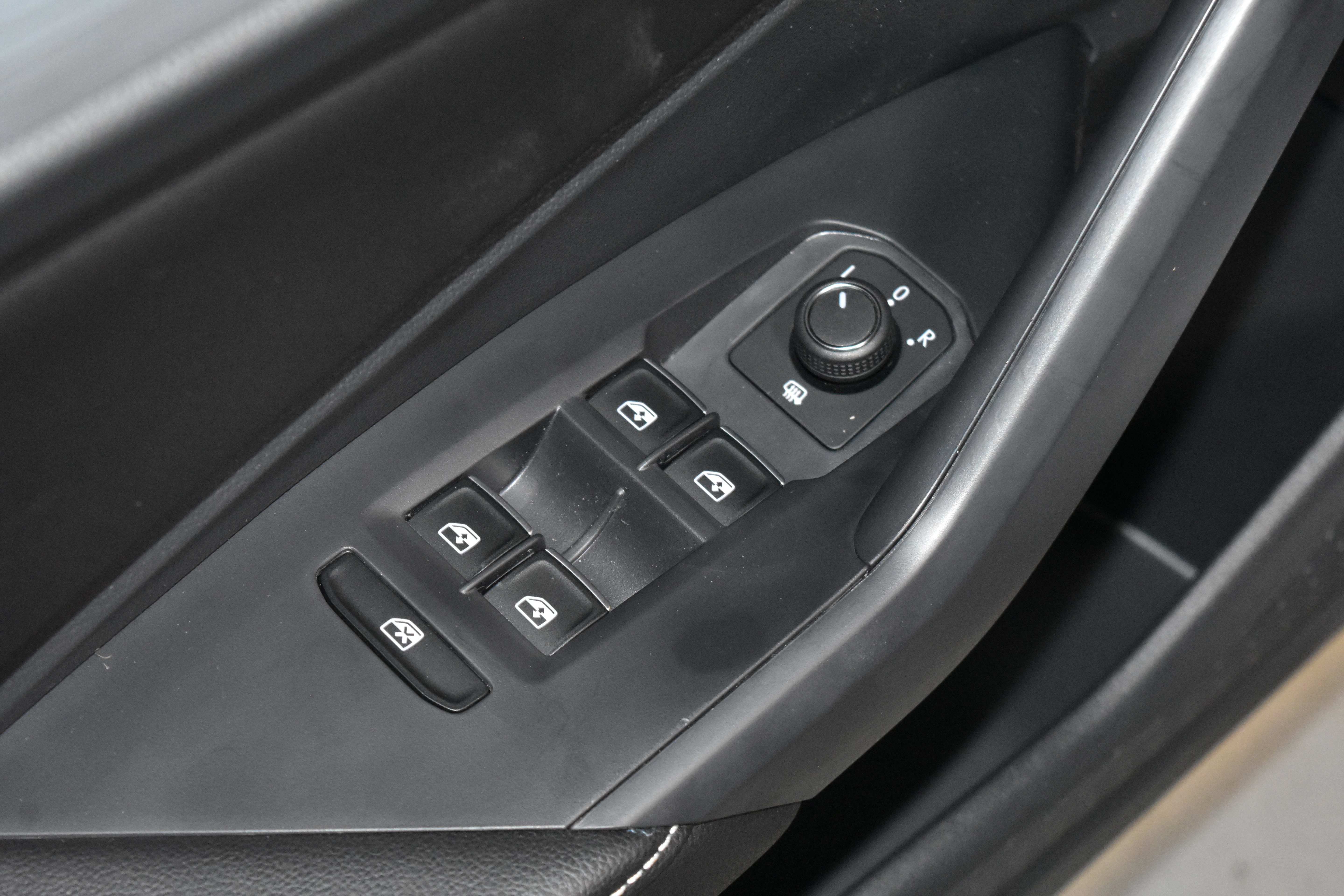 New 2026 Volkswagen Jetta Sport FWD image 4