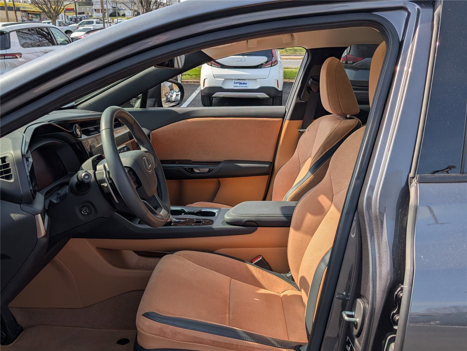 Certified 2023 Lexus RZ 450e Premium w/ Accessory Package (Z1) image 17