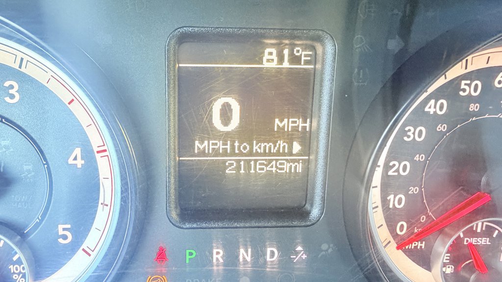 Used 2015 RAM 3500 Tradesman w/ Power & Remote Entry Group image 11