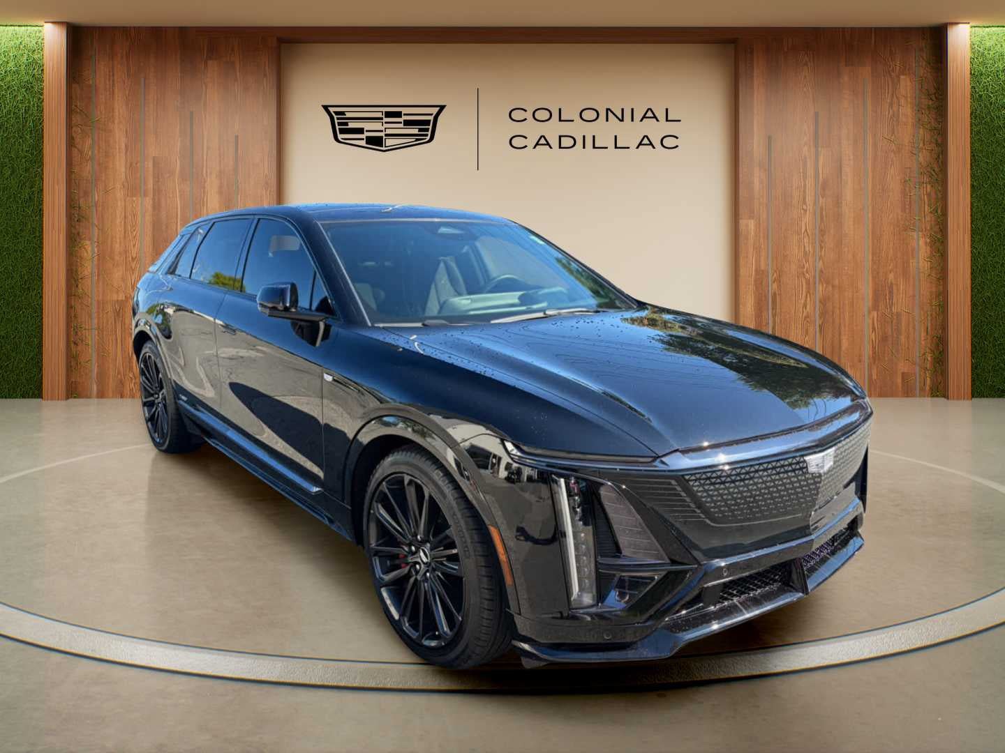 Used 2026 Cadillac Lyriq V AWD/4WD image 3