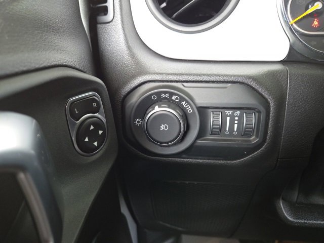 Used 2021 Jeep Wrangler Unlimited Islander w/ Uconnect 4C Nav & Sound Group image 55