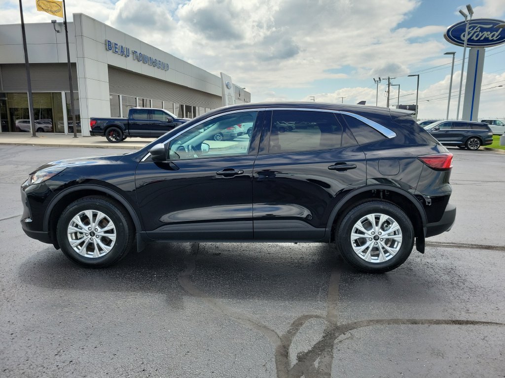 Certified 2023 Ford Escape Active AWD/4WD image 7