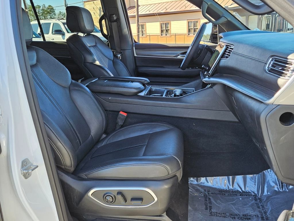 Used 2023 Jeep Wagoneer Series II image 16