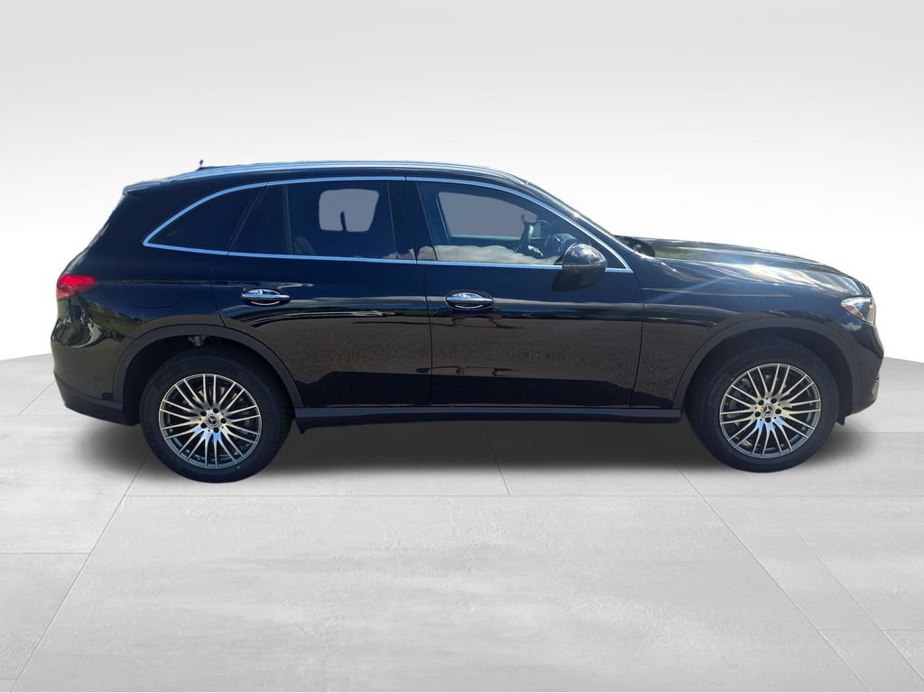 New 2026 Mercedes-Benz GLC 300 4MATIC image 6