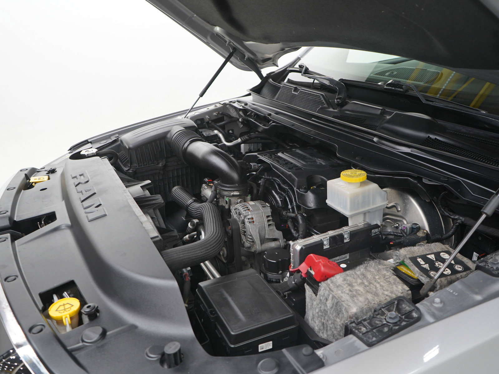 Used 2019 RAM 1500 Laramie w/ Trailer Tow Group image 30