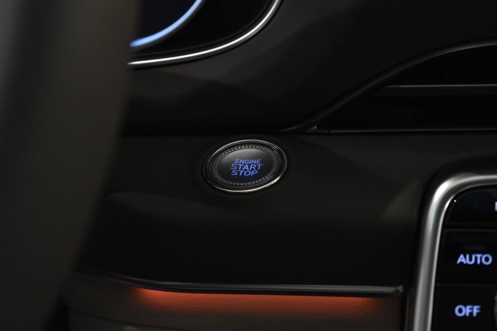 Used 2024 Genesis GV80 2.5T w/ Advanced Package image 34