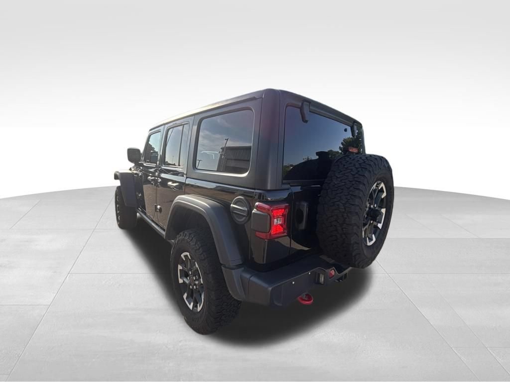 Used 2026 Jeep Wrangler Unlimited Rubicon AWD/4WD image 4