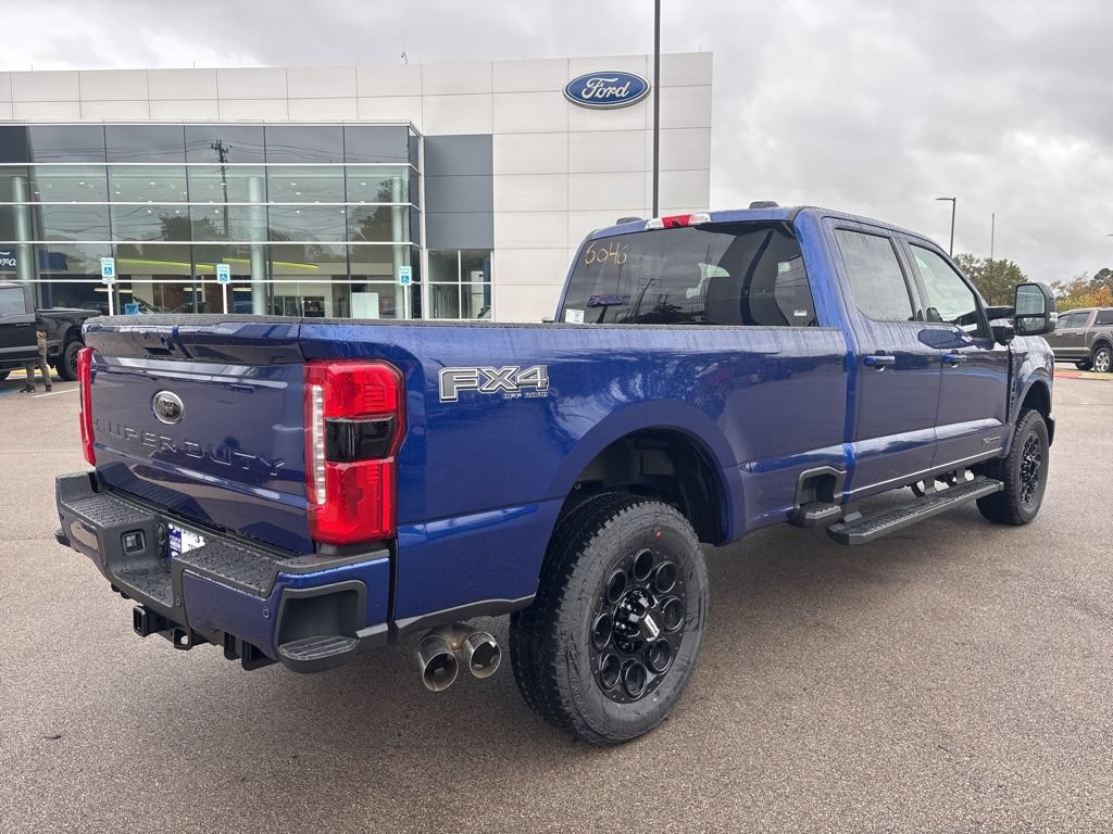 New 2026 Ford F250 Lariat w/ Black Appearance Package AWD/4WD image 10