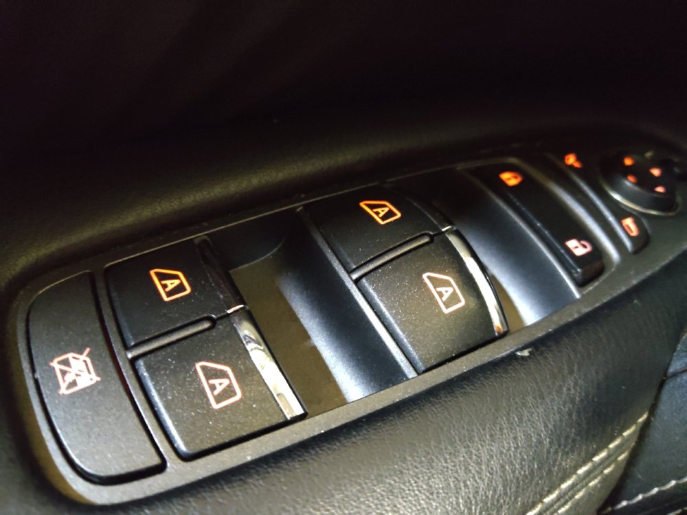 Used 2020 Nissan Armada SL w/ Premium Package image 27