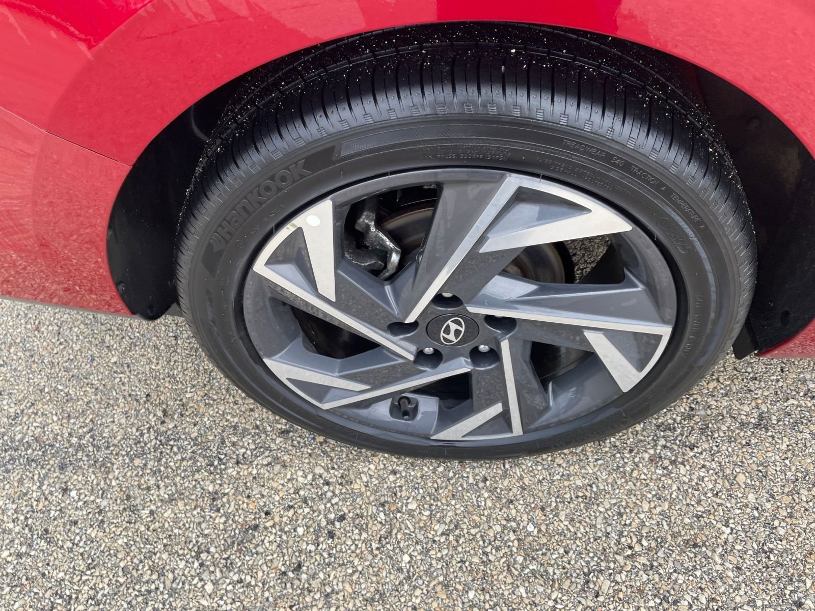 Used 2025 Hyundai Elantra SEL FWD image 31