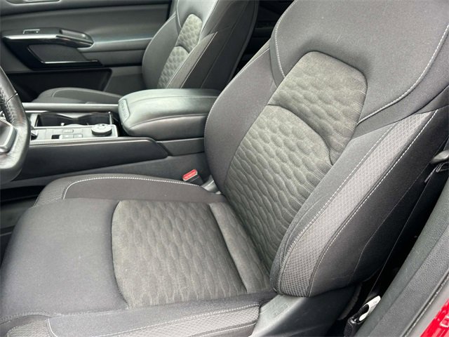 Used 2024 Nissan Pathfinder SV w/ Lighting Package (N92) image 29