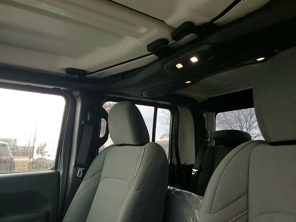 New 2026 Jeep Gladiator Sport AWD/4WD image 34