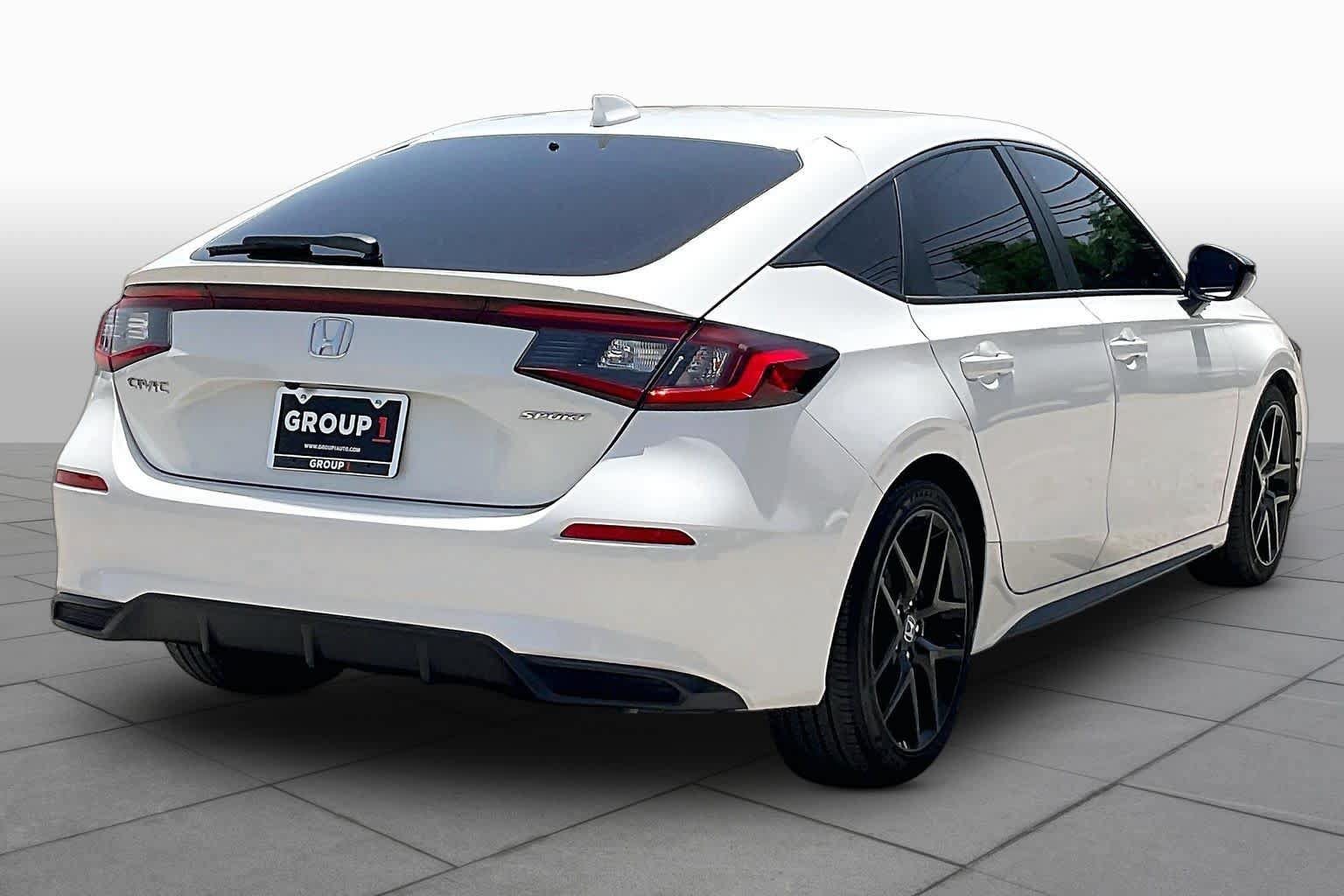 Used 2025 Honda Civic Sport image 13