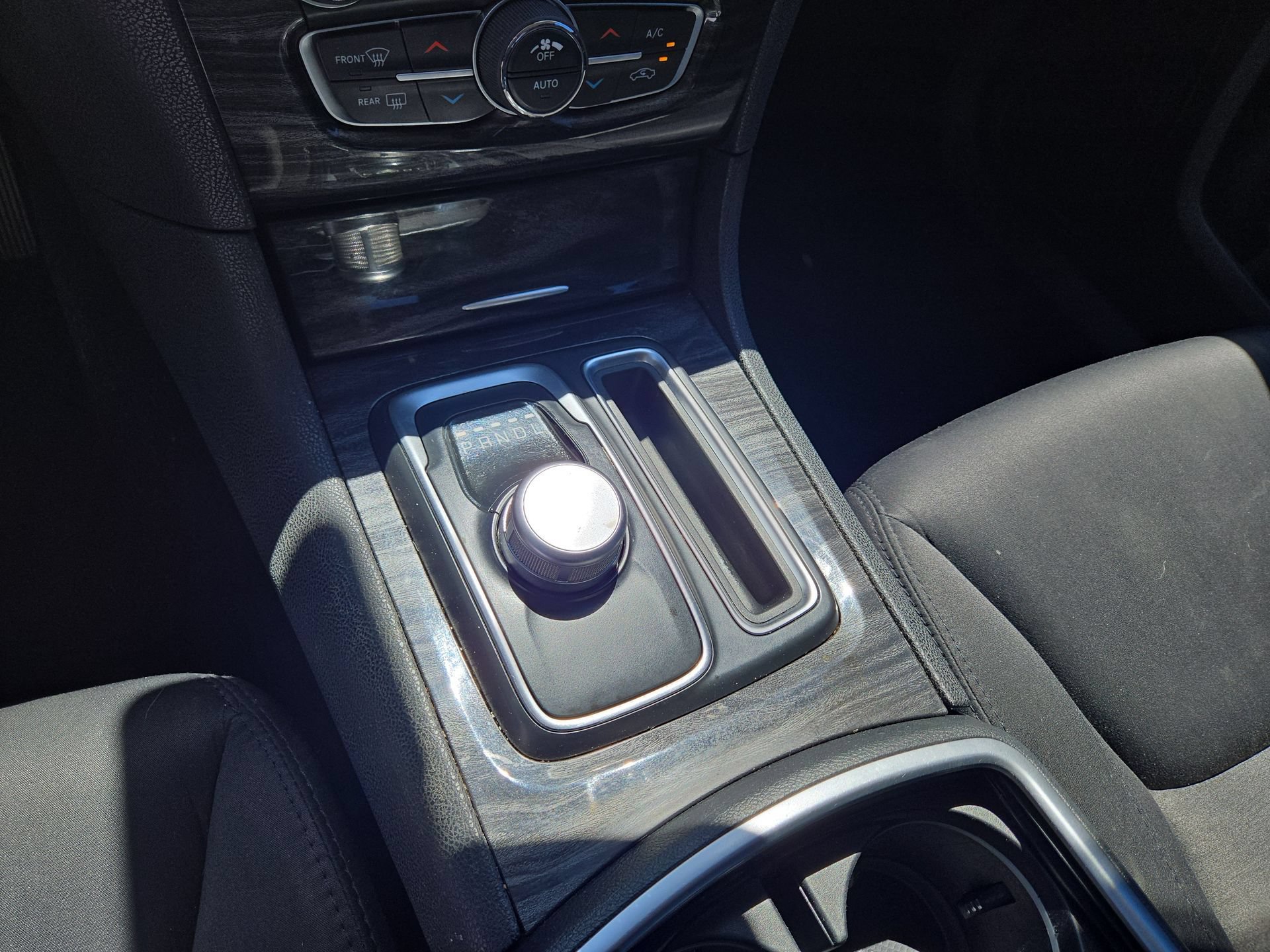 Used 2019 Chrysler 300 Touring w/ Sport Appearance Package RWD image 22