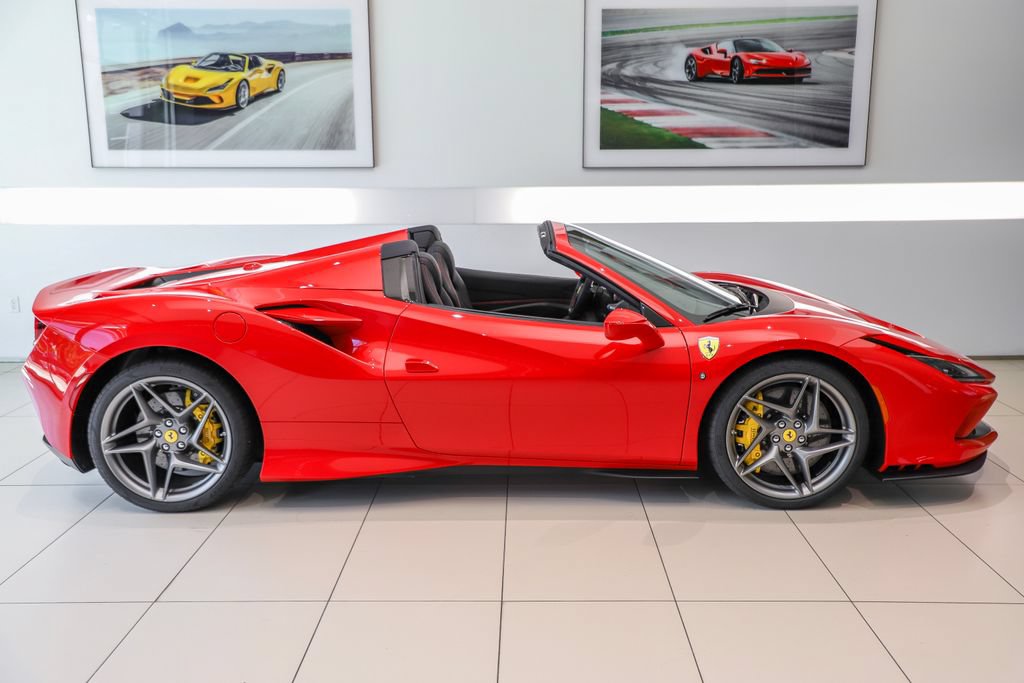 Certified 2022 Ferrari F8 Tributo RWD image 3