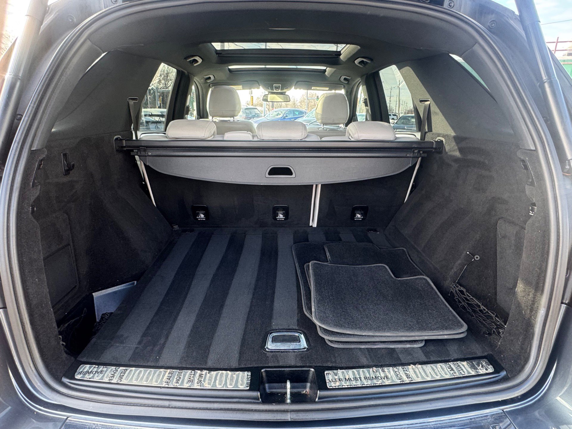 Used 2015 Mercedes-Benz ML 400 4-MATIC image 9