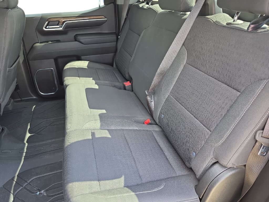 Used 2022 Chevrolet Silverado 1500 LT w/ Protection Package RWD image 12