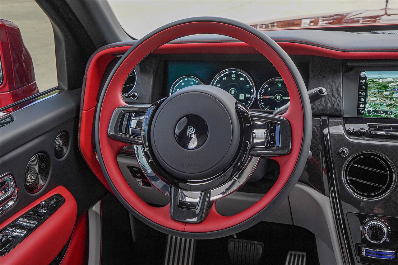 Certified 2024 Rolls-Royce Cullinan Black Badge w/ Dark Exterior Package image 39