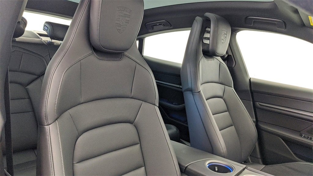 Certified 2025 Porsche Taycan 4S image 44