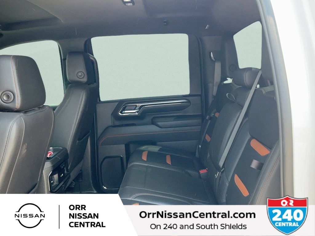 Used 2025 GMC Sierra 2500 AT4 AWD/4WD image 13