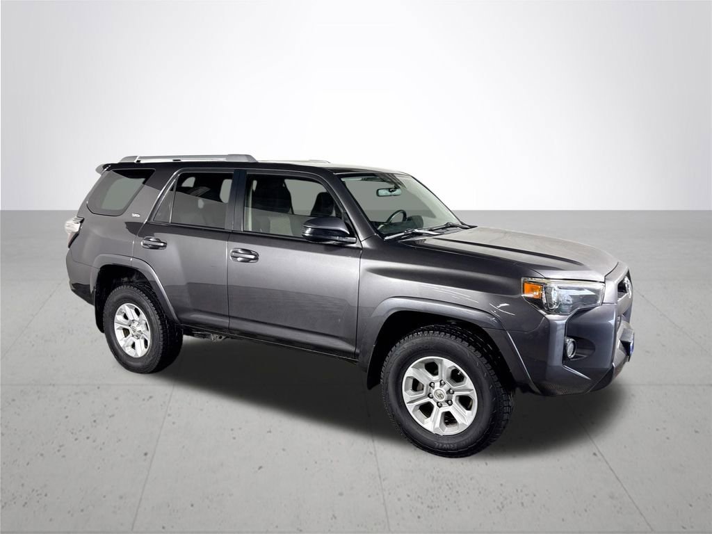 Used 2016 Toyota 4Runner SR5 image 4