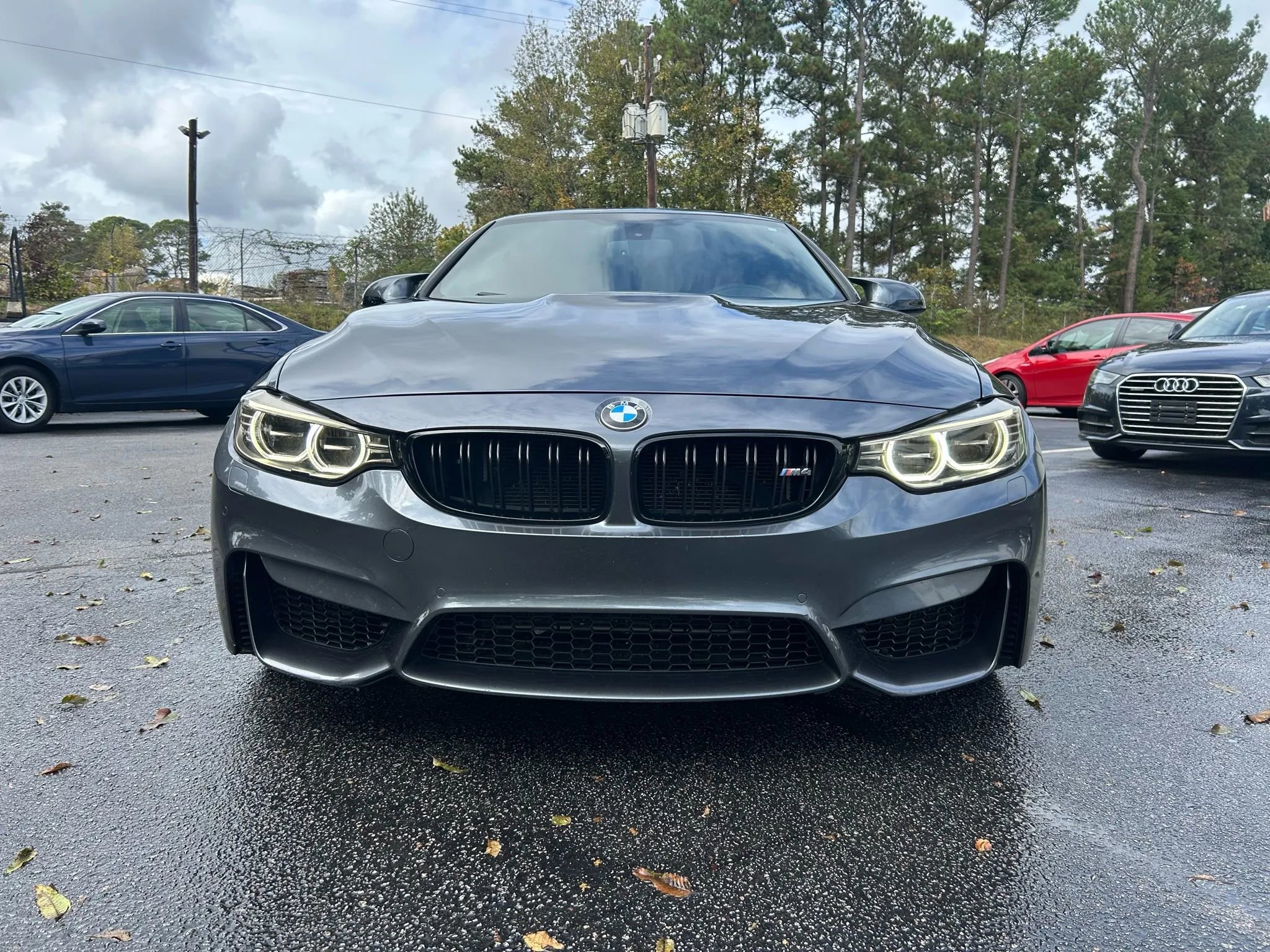 Used 2015 BMW M4 Convertible image 10