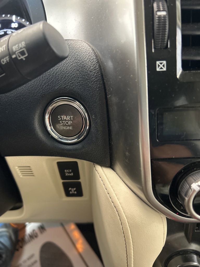 Used 2023 Lexus GX 460 Premium w/ Premium Plus Package image 39