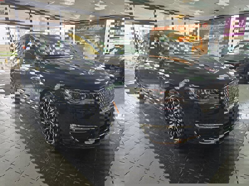 Used 2020 Lincoln MKZ Reserve w/ Luxury Package image 3