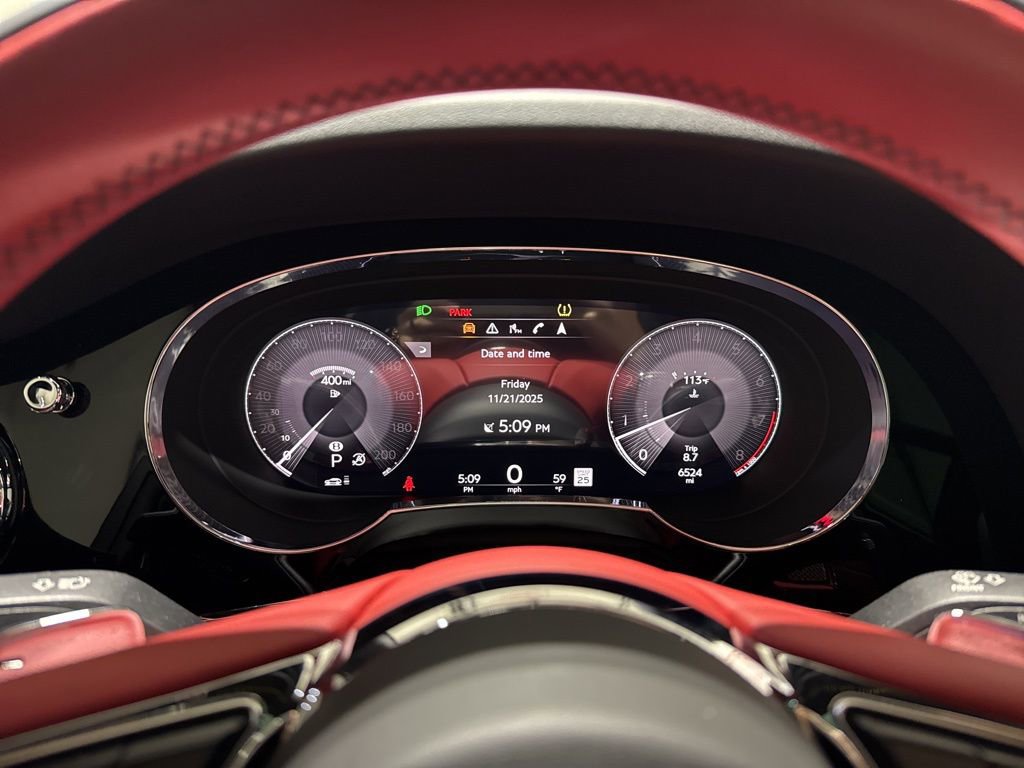 Used 2023 Bentley Bentayga AWD/4WD image 33