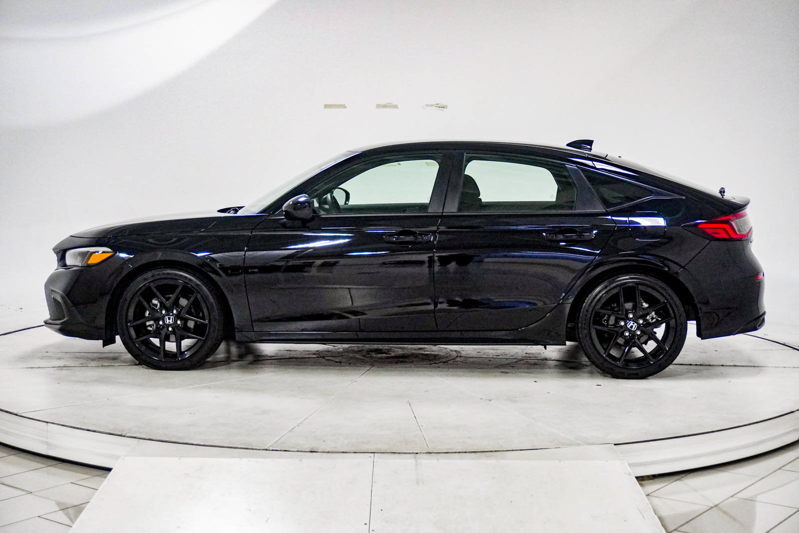 Certified 2024 Honda Civic Sport image 5