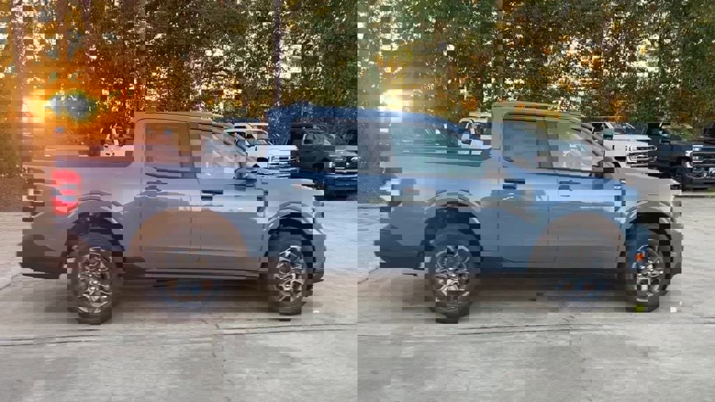 New 2025 Ford Maverick XLT w/ XLT Luxury Package image 7