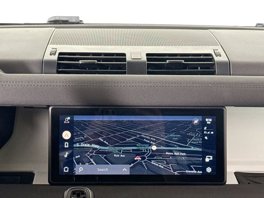 Used 2023 Land Rover Defender 110 S AWD/4WD image 24