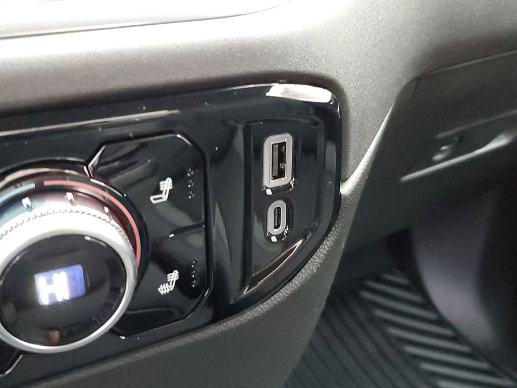 New 2025 GMC Sierra 2500 SLE w/ SLE Convenience Package image 32