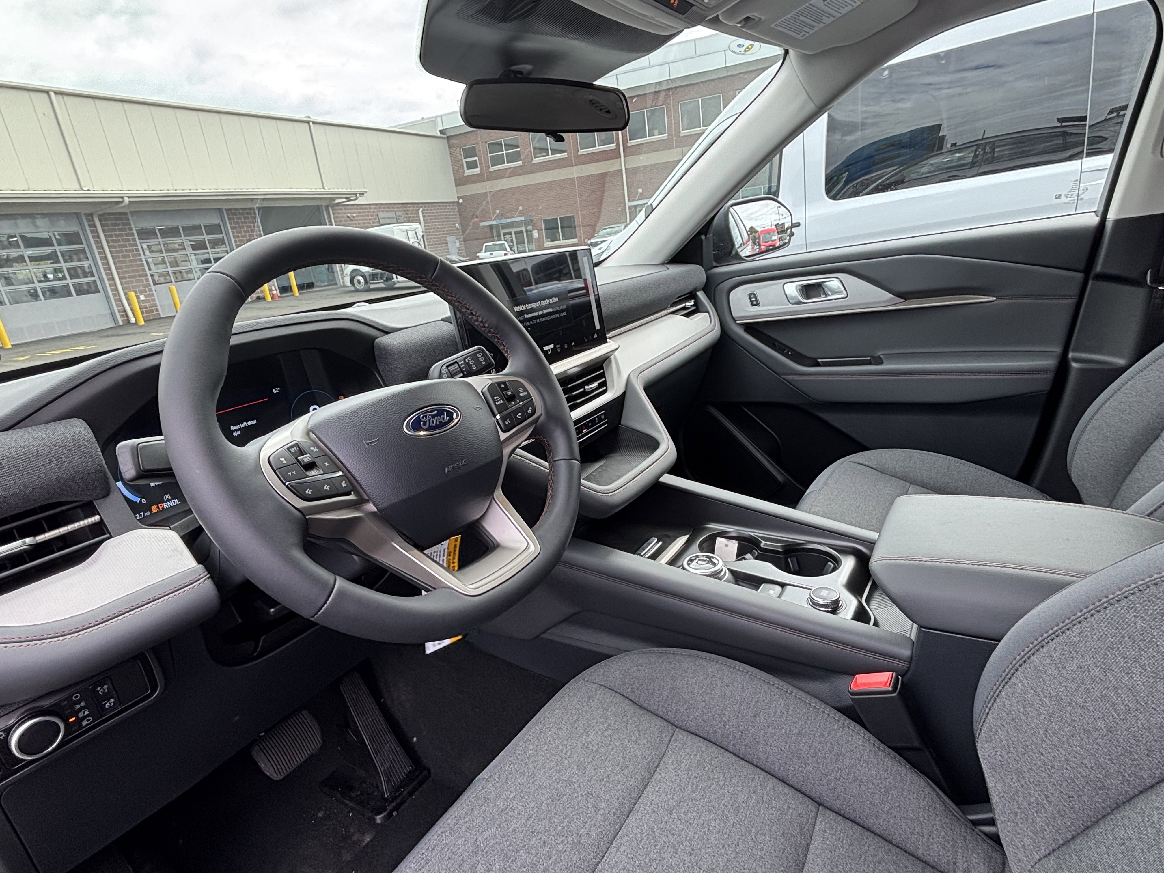 New 2025 Ford Explorer Active image 11