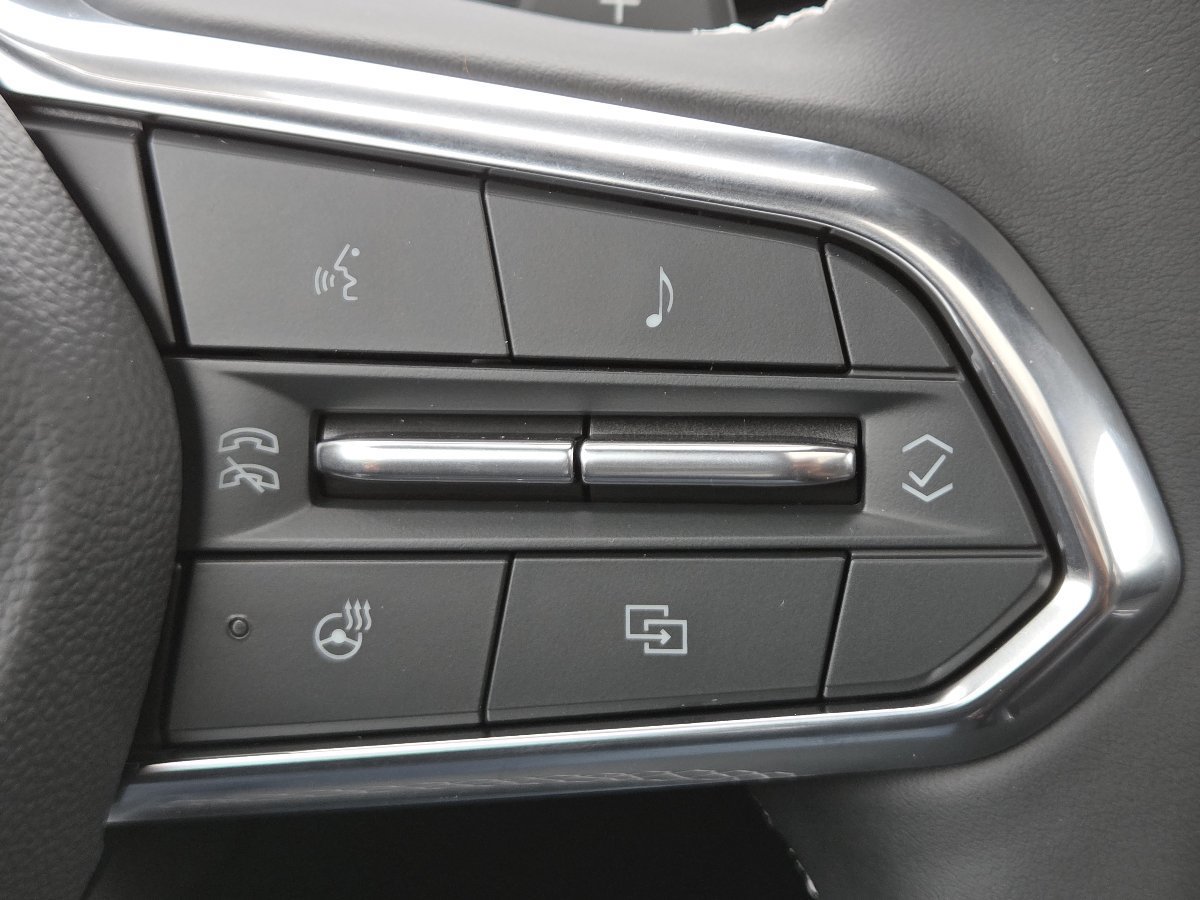 New 2027 Chevrolet Traverse LT w/ Sun and Wheel Package AWD/4WD image 36
