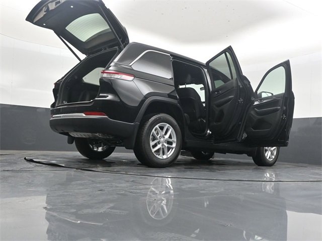 New 2025 Jeep Grand Cherokee Laredo X w/ Luxury Tech Group I image 50