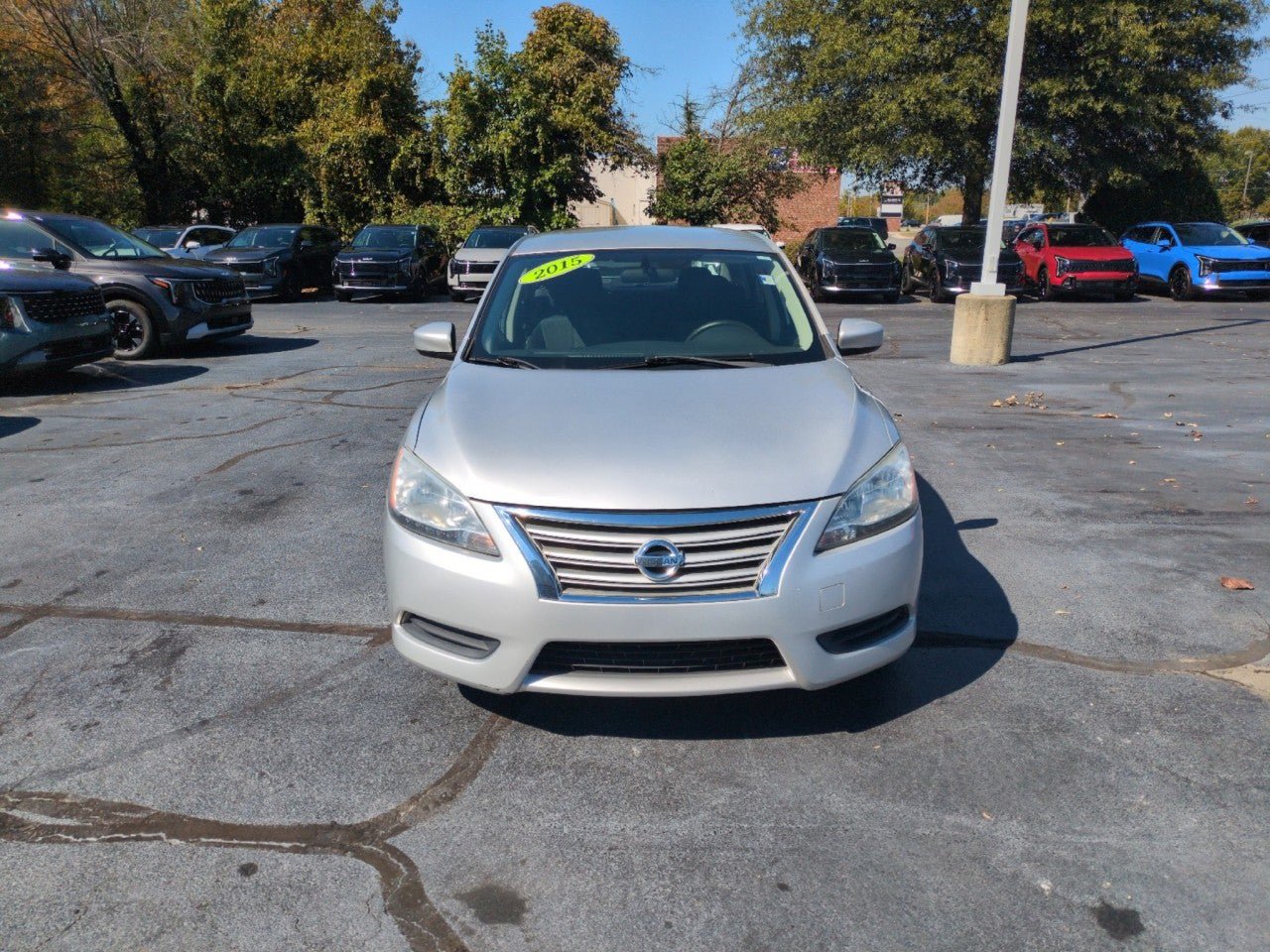 Used 2015 Nissan Sentra SV FWD image 2