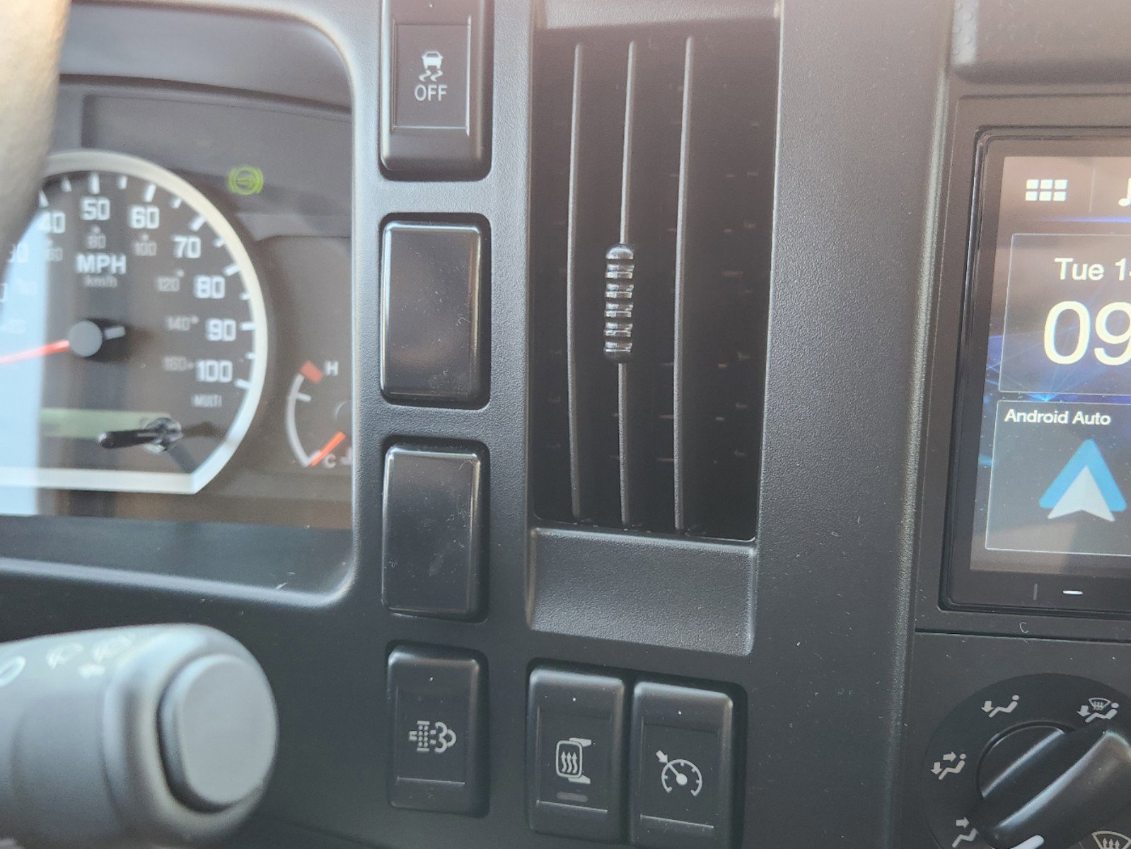 New 2024 Chevrolet Low Cab Forward 5500XD image 20