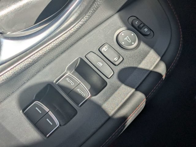 Used 2025 Honda HR-V Sport image 20