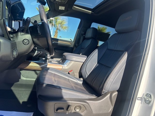 Used 2023 Chevrolet Silverado 1500 High Country w/ Technology Package image 20