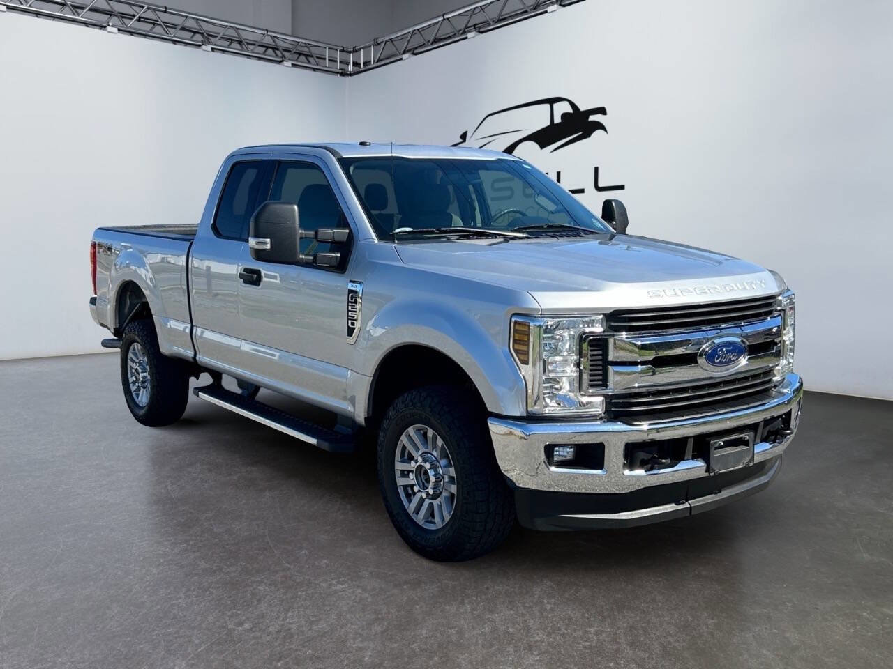 Used 2019 Ford F250 XLT w/ XLT Value Package image 7