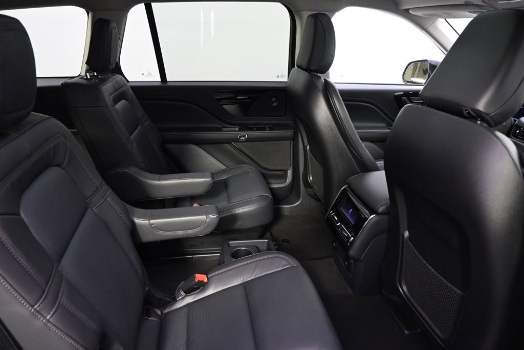 New 2026 Lincoln Aviator Reserve w/ Jet Appearance Package image 18