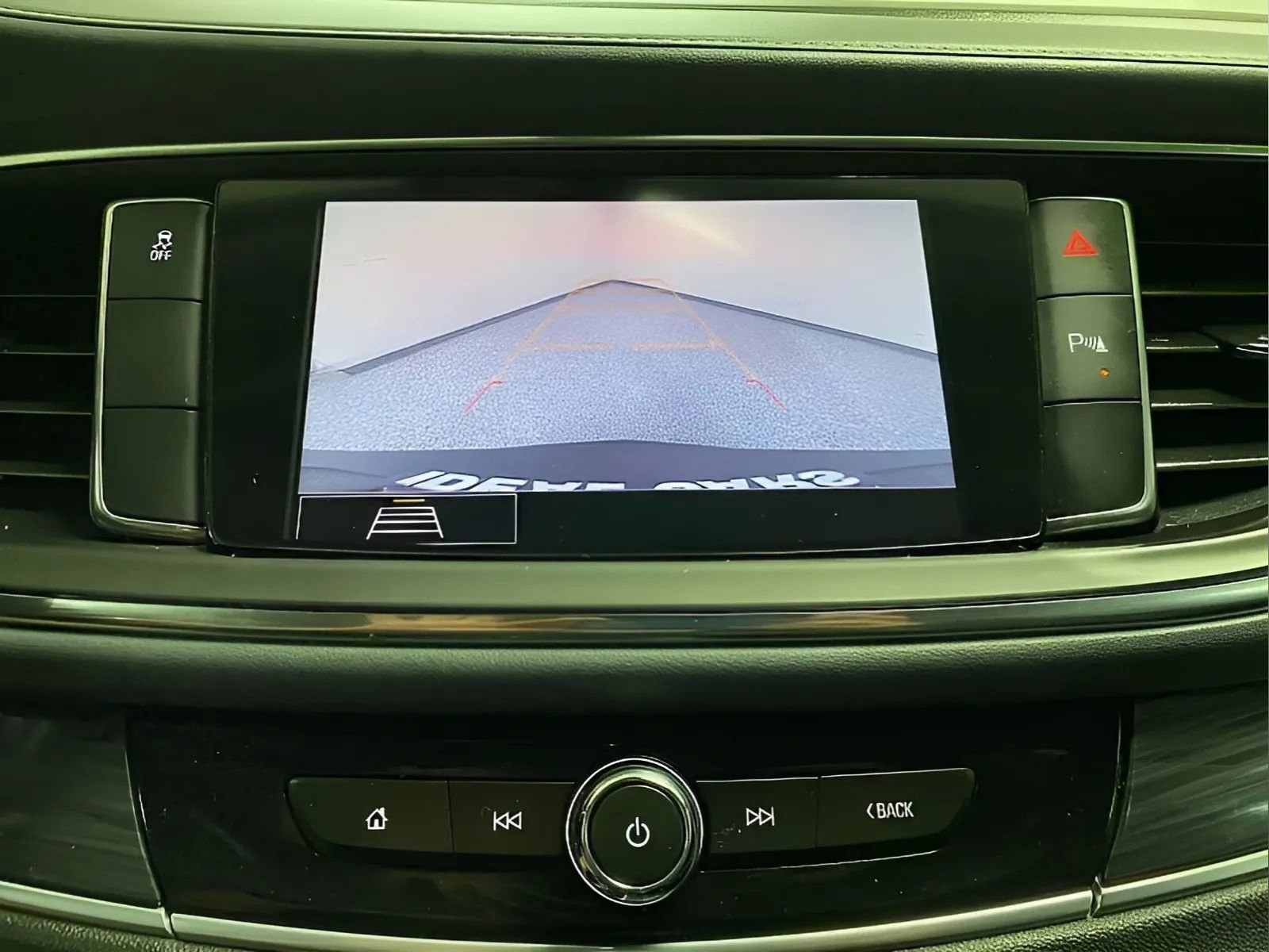Used 2021 Buick Enclave Preferred FWD image 20
