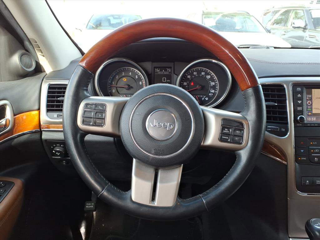 Used 2012 Jeep Grand Cherokee Overland w/ Mopar Chrome Edition Group image 18